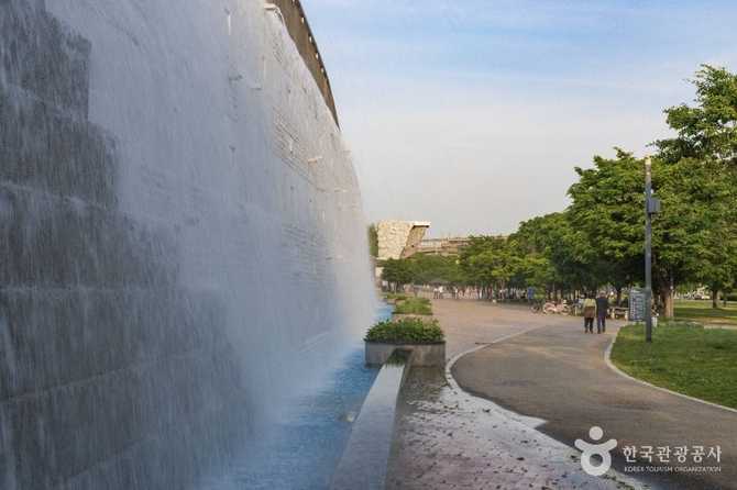 Discover Ttukseom Hangang Park Wall - image 6