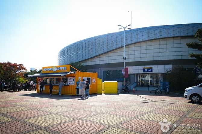 Experience Top Events at TicketLink - image 3