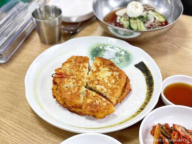 서울 연희동 맛집, 청송본관함흥냉면의 진짜 맛과 특징 5