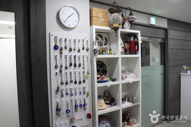 Discover the Istanbul Cultural Center - image 4