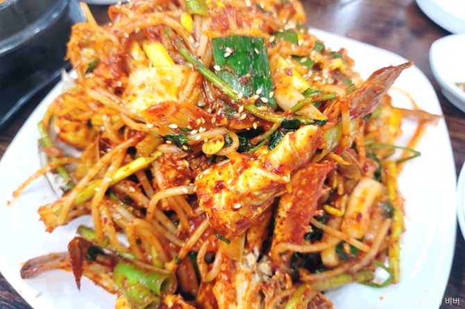 Seosan Soy Sauce Crab Restaurant - image 5