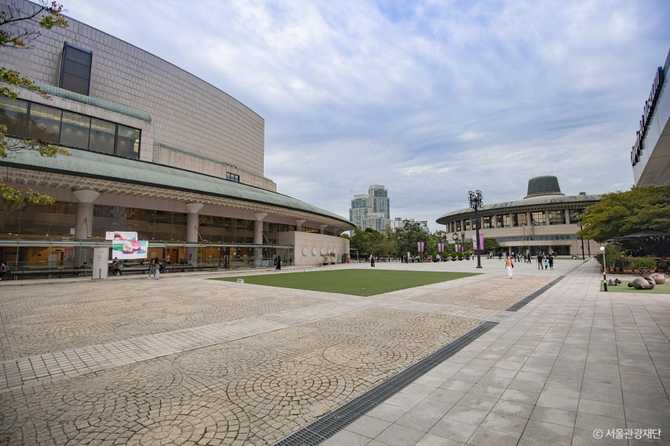 예술의전당: 한국 최고의 복합문화예술공간과 방문 정보 5