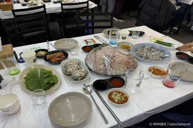 충남식당: 노량진 수산시장 내 인기 양념집과 신선한 해산물 맛집 5