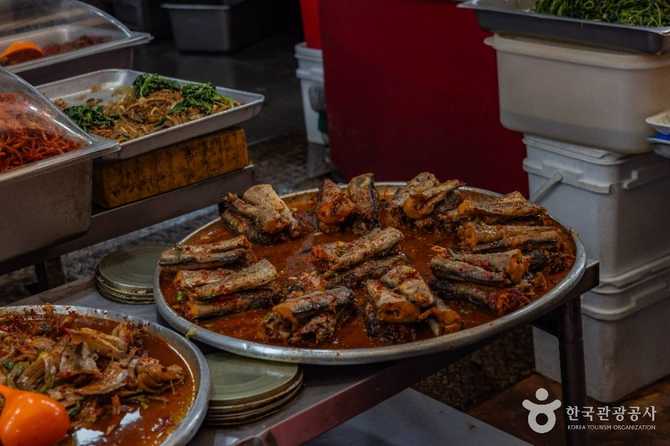 Visit Yeonil Market in Busan - image 10