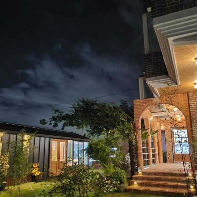 Discover the Best Dessert Cafe - image 3