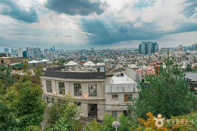 서울 용산구 해방촌 마을의 역사와 관광 명소 안내 6