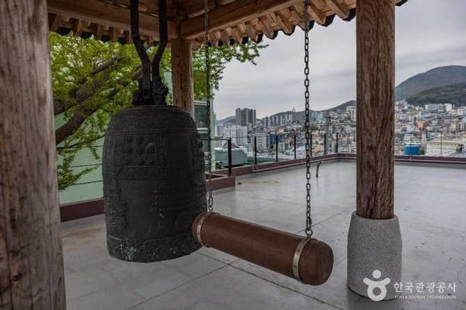 부산 연등사: 도심 속 사찰과 문화유산 탐방 가이드 6