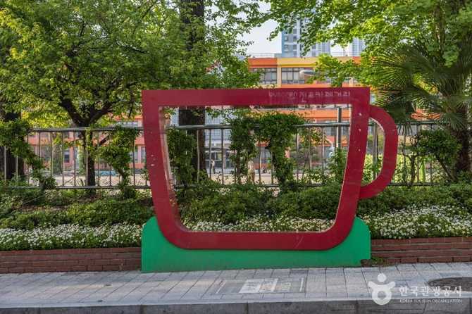 Discover Busan's Quiet and Charming - image 12