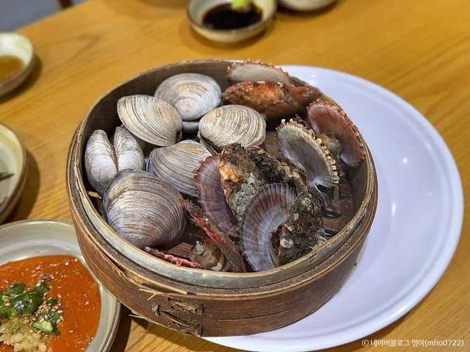 부산 기장 송정해녀집 해산물 맛집, 신선한 해산물과 전망까지 즐기기 7