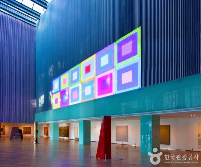 한남동 일신홀 공연장 정보와 방문 가이드 7