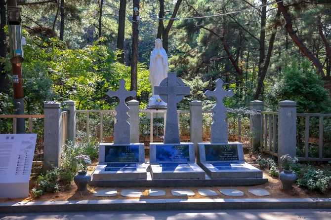 서울둘레길 12코스 호암산길 가이드: 자연과 역사를 함께 걷는 길 16