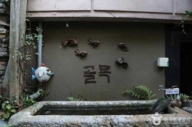 부산 문화골목: 도시 재생과 문화 공간의 새로운 모델 13