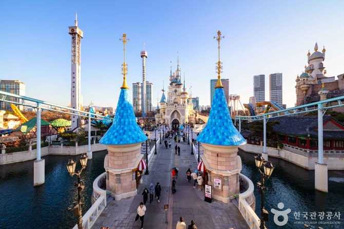 Lotte World Adventure - image 23