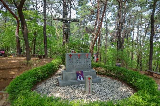 서울둘레길 12코스 호암산길 가이드: 자연과 역사를 함께 걷는 길 17