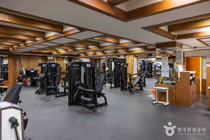 Experience the Best Spa and - image 18