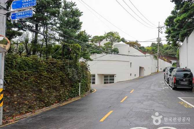 Discover Baik Haeyoung Gallery - image 10