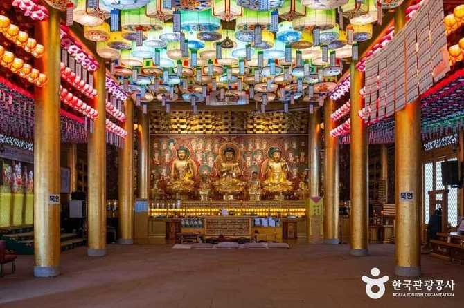 Discover Seoguksa Temple in Seoul - image 15