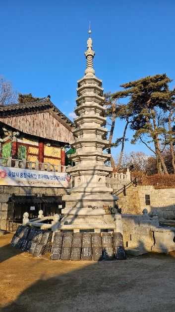 서울 금천구의 전통사찰, 호압사: 역사와 문화유산 소개 17