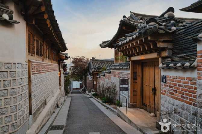Complete Guide to Visiting Bukchon - image 5