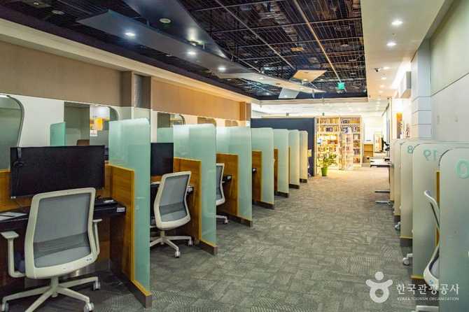 Explore Korea's Film and Video - image 6
