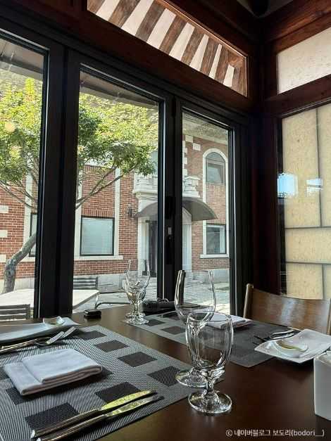 Discover Dugaheon Restaurant - image 2