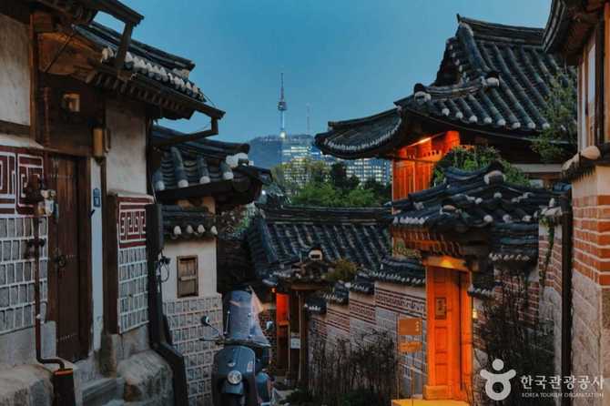 Complete Guide to Visiting Bukchon - image 4