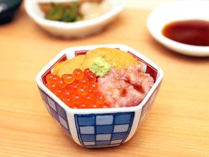 Experience Authentic Sushi Omakase in - image 4