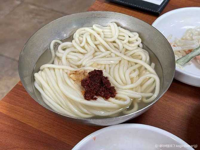 부산 금정구 오륙도낙지 맛집, 낙곱새 전골과 다양한 해산물 메뉴 추천 4