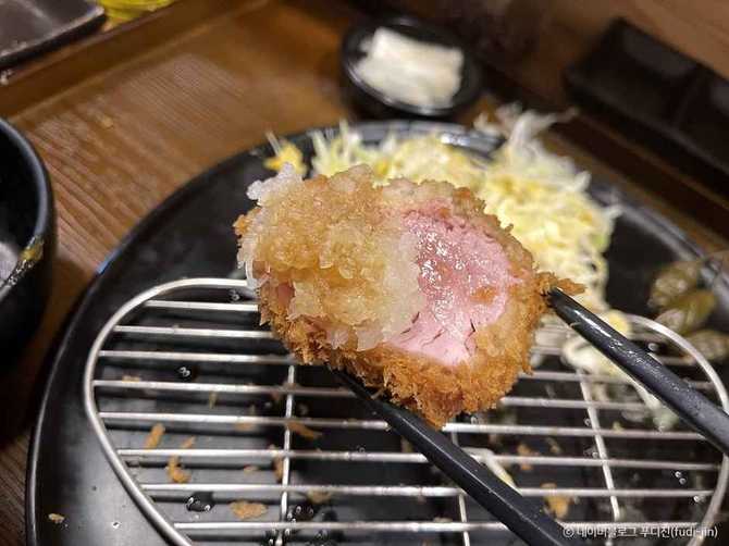 서울 마포구 카와카츠 본점: 일본식 돈가스의 진수 4
