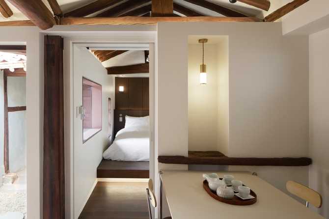 Experience Traditional Korean Hanok Stay - image 5