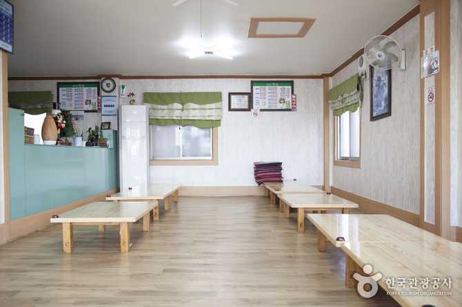 부산 기장 대변항 파도횟집 자연산회 맛집 추천 5