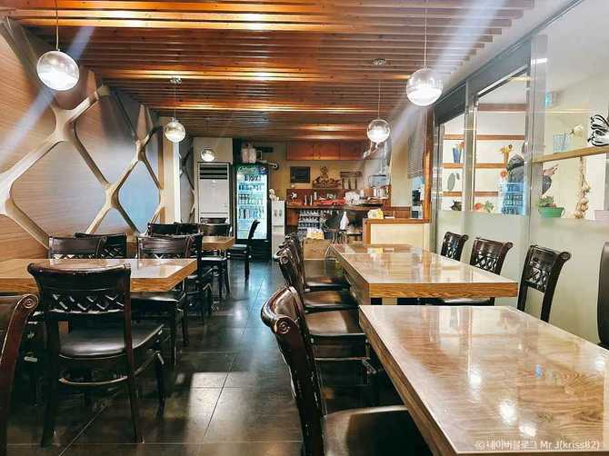 Discover the Best Sushi in - image 5
