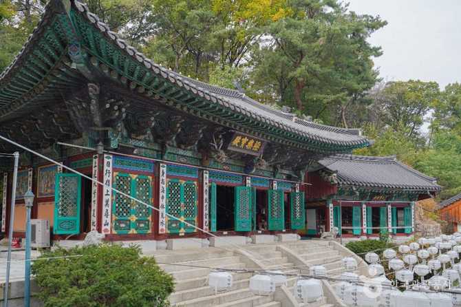 서울 경국사: 역사와 문화가 살아 숨쉬는 사찰 안내