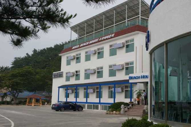 Hajodae Beach House - image 1