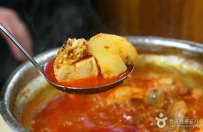 종로 계림식당: 70년 전통 닭볶음탕 맛집 소개와 방문 정보 1