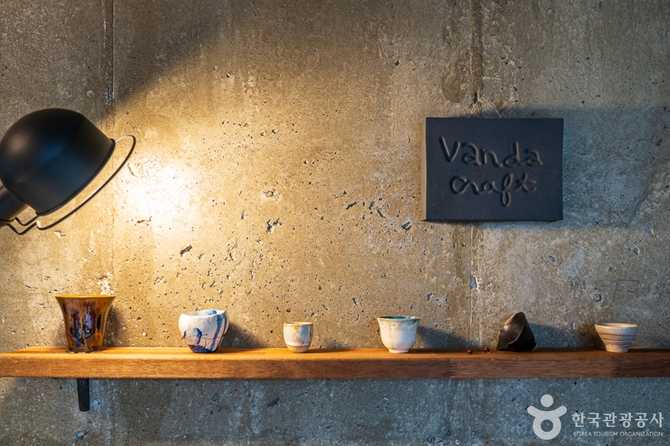 Discover the Unique Cultural Space - image 2