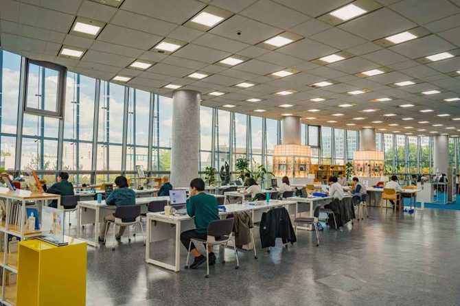 Visit the Korean National Assembly - image 8