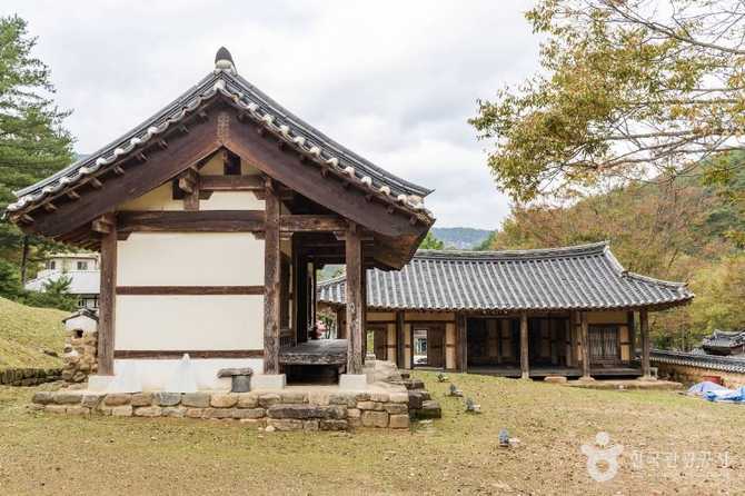 괴산 송시열 유적지: 조선 성리학의 중심지와 역사적 의미 4
