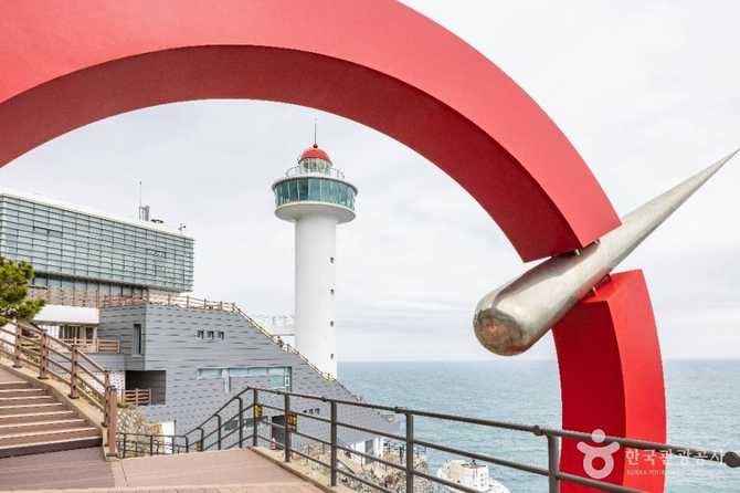 Exploring Yeongdo Lighthouse - image 4