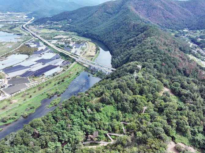 Discover Mugyung's Yongduusan Ecological - image 2