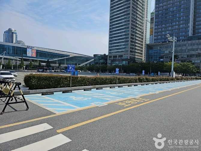 Visit BEXCO - image 7