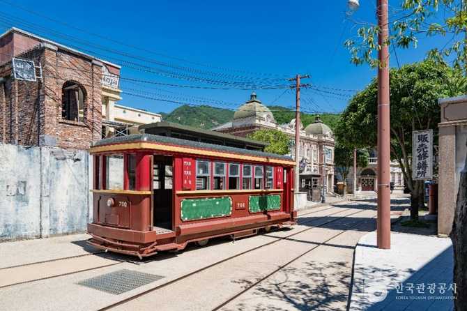 Discover Hachon Video Theme Park - image 7