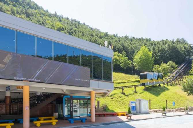Explore Hwaseong Cave - image 2