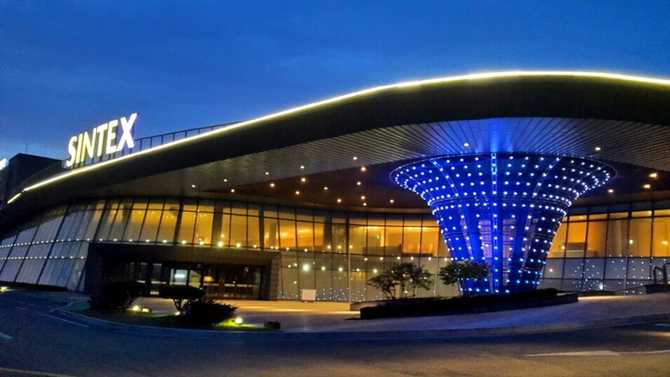 Luxury Hotel & Resort Near - image 9