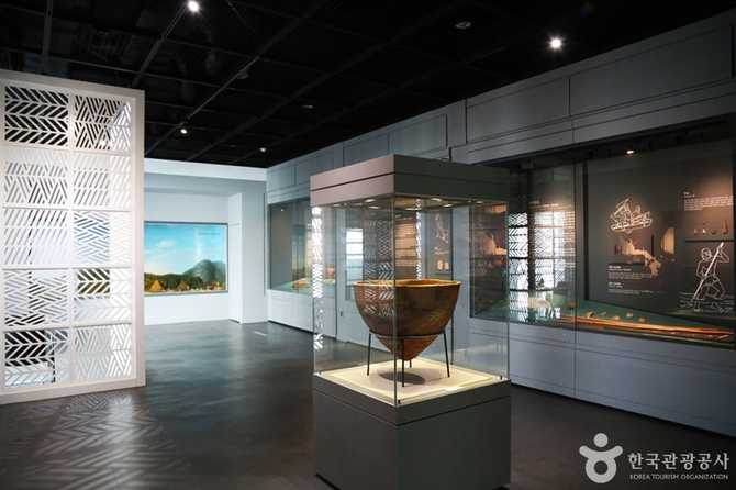Explore the Busan Dongsam - image 12