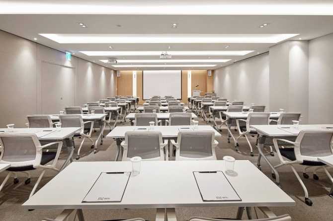 MD Hotel Doksan - image 11