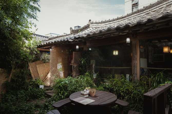 경주 능포다원, 전통 한옥 찻집과 관광 명소 근처 추천 카페 2
