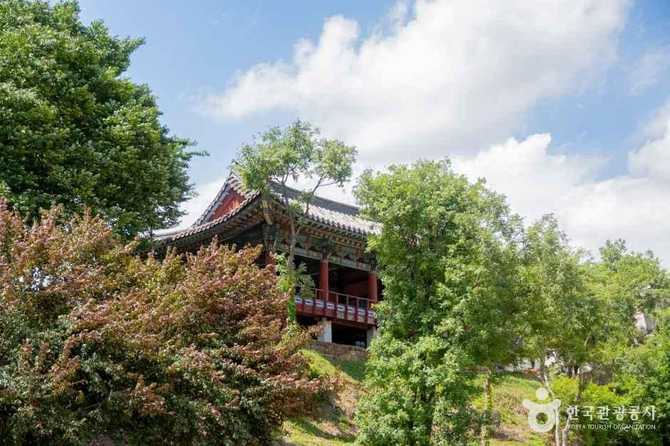Discover the Historic Yeongcheon Joyanga - image 5