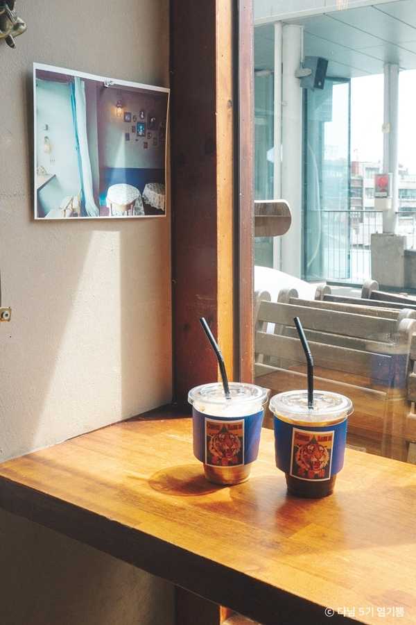 Experience Seoul’s Unique Café Horang - image 2