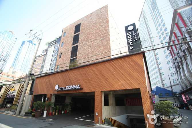 부산 중심 호텔콤마, 최고의 위치와 편리한 숙박 서비스 제공 2